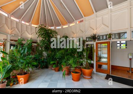 All'interno della villa El Capricho a Comillas, Cantabria, Spagna. Design degli interni dell'architetto Antoni Gaudí. E' stata costruita come residenza estiva per le ricche clien Foto Stock