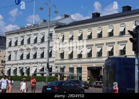 Vecchi edifici in Piazza del mercato a Helsinki, Finlandia Foto Stock