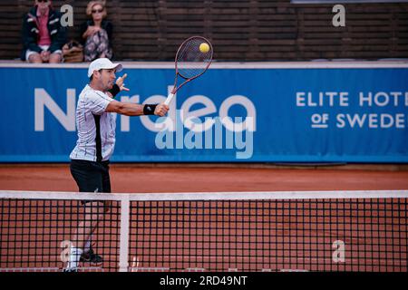 Båstad, Svezia. 07 18 2023. Filip Misolic contro Dusan Lajovic al primo turno. Daniel Bengtsson Foto Stock