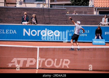 Båstad, Svezia. 07 18 2023. Filip Misolic contro Dusan Lajovic al primo turno. Daniel Bengtsson Foto Stock