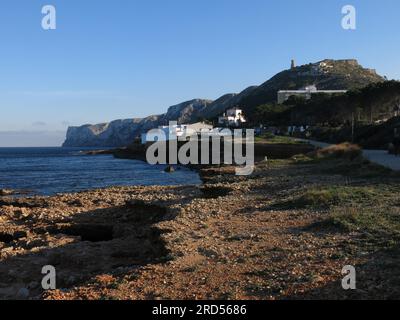 Vista da Les Rotes, spiaggia di Denia, Spagna Foto Stock