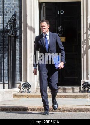 Londra, Inghilterra, Regno Unito. 18 luglio 2023. Il segretario di giustizia ALEX CHALK viene visto fuori dal 10 di Downing Street come riunione del gabinetto. (Immagine di credito: © Tayfun salci/ZUMA Press Wire) SOLO USO EDITORIALE! Non per USO commerciale! Foto Stock