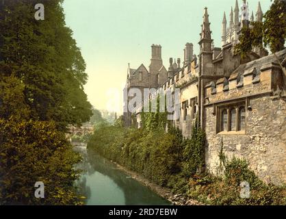 Magdalen College, dal fiume, Oxford, Inghilterra, 1895, Riproduzione storica e digitale migliorata di una vecchia stampa Photochrome Foto Stock