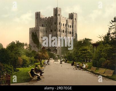 Il castello di Rochester si trova sulla riva orientale del fiume Medway a Rochester, Kent, Inghilterra sud-orientale, 1895, storico, Riproduzione digitale migliorata di una vecchia stampa Photochrome Foto Stock