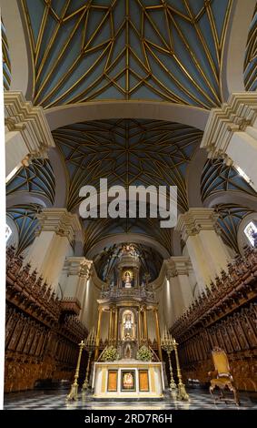 Altare maggiore, cattedrale di Lima, Perù Foto Stock