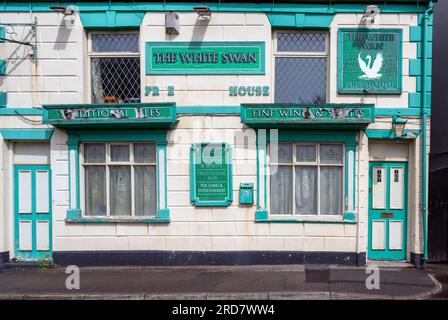 White Swan Public House, Newport Lane, Middleport, Stoke-on-Trent, Staffordshire, Inghilterra, Regno Unito Foto Stock