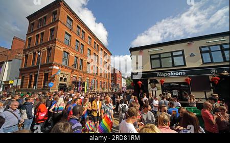 Manchester Pride - Canal Street / Bloom Street, Manchester, Inghilterra, Regno Unito, M1 3EZ Foto Stock