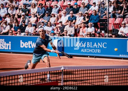 Båstad, Svezia. 07 19 2023. Il ventunenne Lorenzo Musetti, al 16° posto nel mondo, affronta Matteo Arnaldi, al 75° posto nel mondo. Daniel Bengtsson Foto Stock