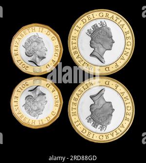 La prima moneta bimetallica da 1 £ emessa nel 2017 e sostituì la vecchia moneta da sterlina rotonda e la prima moneta bimettalica da 2 £ emessa nel 1997 per sostituire le monete da nichel-ottone Foto Stock