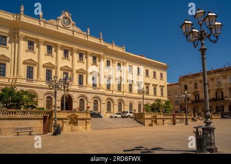 Veduta del Municipio in Piazza d'Italia a Sassari, Sassari, Sardegna, Italia, Mediterraneo, Europa Foto Stock