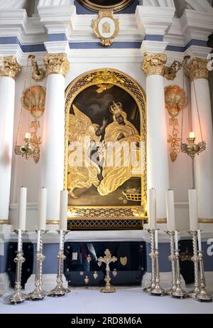 Vista sull'altare, Chiesa dell'assunzione della Beata Vergine Maria, Skaistkalne, Lettonia Foto Stock