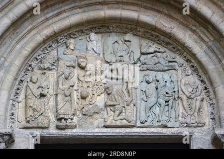 Dettaglio della pietra scolpita Fachada de las Platerías Santiago de Compostela Arcicattedrale Basilica Santiago de Compostela Galizia Spagna Foto Stock