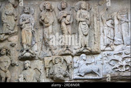 Dettaglio della pietra scolpita Fachada de las Platerías Santiago de Compostela Arcicattedrale Basilica Santiago de Compostela Galizia Spagna Foto Stock