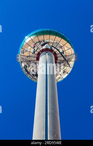 162m di altezza della torre di osservazione British Airways i360, Brighton, Regno Unito Foto Stock