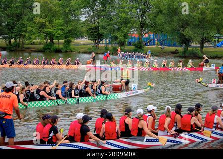 Area di smistamento del fiume Dragon Boat Racing Cooper Foto Stock