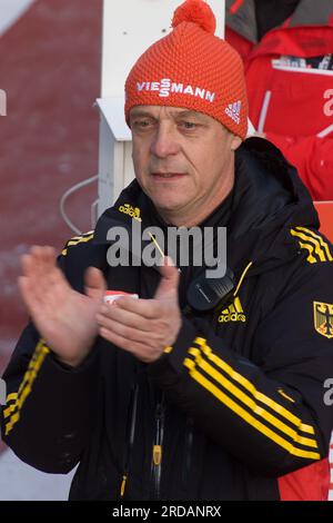 Norbert Loch Bundestrainer Rodeln 1. Viessmann Rennrodel Weltcup a Igls, Österreich AM 24.11.2012 Foto Stock