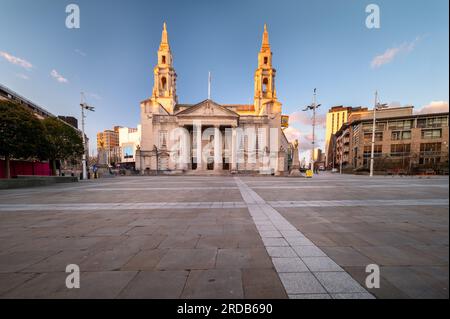 Leeds sala civica è un edificio civile alloggiamento Leeds City Council, situato in Millennium Square, Leeds, West Yorkshire, Inghilterra. Foto Stock