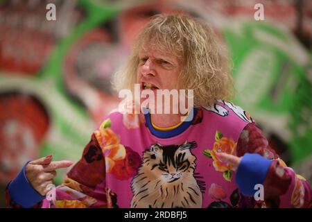 Edimburgo Scozia, Regno Unito 20 luglio 2023. Sir Grayson Perry alla mostra fotografica di Grayson Perry: Smash Hits alle National Galleries of Scotland, Royal Scottish Academy, The Mound. credit sst/alamy live news Foto Stock