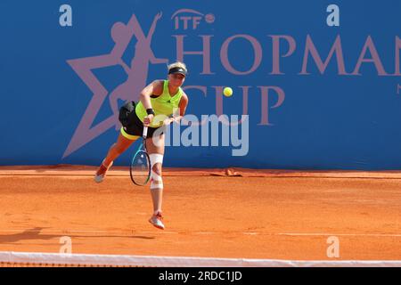 Bene, bello. 20 luglio 2023. BELLA, FRANCIA, 19. Luglio 2023; Clara Tauson della Danimarca gioca un anticipo nella sua partita singola contro Céline Naef della Svizzera, al torneo Nice Hopman Cup, Nizza, Francia, 19 luglio 2023 - foto e copyright Thierry CARPICO/ATP Images (CARPICO Thierry/ATP/SPP) credito: SPP Sport Press Photo. /Alamy Live News Foto Stock