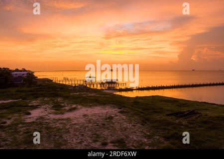 Fort Morgan, Alabama Beach al tramonto a luglio Foto Stock
