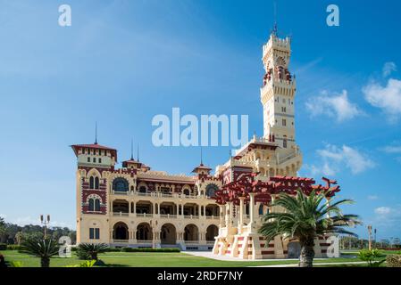 Vista panoramica del palazzo di Montazah ad Alessandria d'Egitto Foto Stock