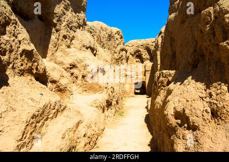 Nisa, Asgabat, antica capitale dei parti, sito di scavo, monti Kopet-Dag, Ashgabat, Turkmenistan Foto Stock