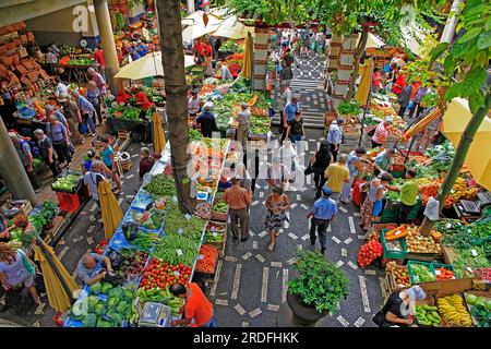 Bauernmarkt, Obst, Gemuese, Mercado dos Lavradores, Funchal, Madeira Foto Stock