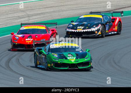 Estoril, Portogallo. 15 luglio 2023. Ferrari 488 EVO #161 guidata da Thomas Gostner all'Estoril Cicuit durante il Ferrari Challenge 2023 (Jose Salgueiro/SPP) credito: SPP Sport Press Photo. /Alamy Live News Foto Stock