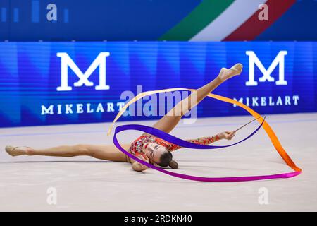 Milano, Italia. 22 luglio 2023. Mediolanum Forum, Milano, Italia, 22 luglio 2023, VARFOLOMEEV Darja (GER) durante la ginnastica ritmica - World Cup - Gymnastics Credit: Live Media Publishing Group/Alamy Live News Foto Stock