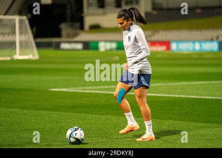 Sydney, Australia. 22 luglio 2023. Sydney, Australia, 22 luglio 2023: Kenza Dali (15 Francia) passa la palla durante l'allenamento ufficiale della Coppa del mondo femminile 2023 MD-1 e la conferenza stampa per la Francia al Jubilee Stadium e al Sydney Football Stadium di Sydney, Australia. (NOE Llamas/SPP) credito: SPP Sport Press Photo. /Alamy Live News Foto Stock