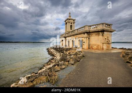 Normanton Church on Rutland Water, Rutland, Inghilterra Foto Stock