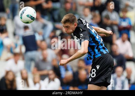 Barendrecht, Belgio. 22 luglio 2023. Jorne Spileers del Club raffigurato in azione durante una partita di calcio amichevole tra il belga Club Brugge KV e l'olandese AZ Alkmaar, sabato 22 luglio 2023 a Brugge, per prepararsi alla prossima stagione 2023-2024. BELGA PHOTO KURT DESPLENTER Credit: Belga News Agency/Alamy Live News Foto Stock