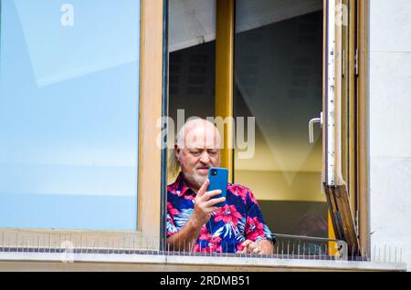 Bill Bailey è un musicista, comico e attore inglese. Bill stava eseguendo il suo spettacolo di debutto alla Royal Opera House per il suo spettacolo "Summer Larks". Foto Stock