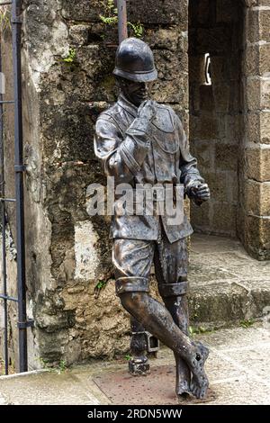 Una delle molte statue di Fort Santiago, Intramuros, Manila, Filippine, Sud-Est asiatico Foto Stock