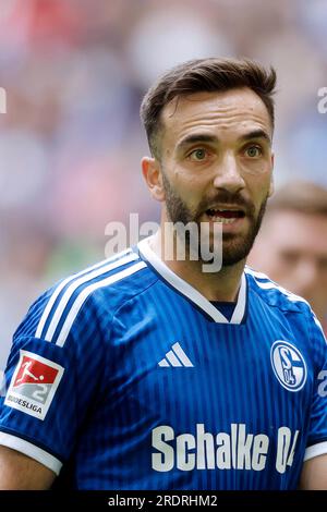 Gelsenkirchen, Deutschland, 2. Fussball Bundesliga Freundschaftsspiel International FC Schalke 04 contro FC Twente 2-2 AM 22. 2023 in der Veltins-Arena auf Schalke in Gelsenkirchen Kenan KARAMAN (S04) Norbert Schmidt, Duesseldorf Foto Stock