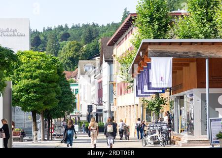Liechtenstein Centre (Ufficio informazioni turistiche) sulla strada principale, Städtle, Vaduz, Principato del Liechtenstein Foto Stock