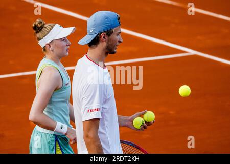 Bella, Francia. 21 luglio 2023. Leandro Riedi e Celine Naef per la squadra svizzera contro Richard Gasquet e Alize Cornet per la squadra francese durante la Hopman Cup 2023, ITF World Mixed Team Championships il 21 luglio 2023 al Nice Lawn Tennis Club di Nizza, Francia - foto Emilie Lohmann/OLLI Media/DPPI Credit: DPPI Media/Alamy Live News Foto Stock