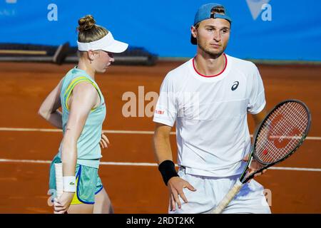 Bella, Francia. 21 luglio 2023. Leandro Riedi e Celine Naef per la squadra svizzera contro Richard Gasquet e Alize Cornet per la squadra francese durante la Hopman Cup 2023, ITF World Mixed Team Championships il 21 luglio 2023 al Nice Lawn Tennis Club di Nizza, Francia - foto Emilie Lohmann/OLLI Media/DPPI Credit: DPPI Media/Alamy Live News Foto Stock