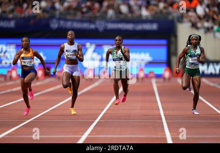 Da sinistra a destra, Marie-Josee Ta Lou della Costa d'Avorio, Shericka Jackson della Giamaica, Dina Asher-Smith della Gran Bretagna e Twanisha Terry degli Stati Uniti nei 100 m femminili durante il London Athletics Meeting allo Stadio di Londra. Data foto: Domenica 23 luglio 2023. Foto Stock