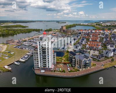 Foto aerea di un edificio che sembra un faro a Harderwijk, Paesi Bassi Foto Stock