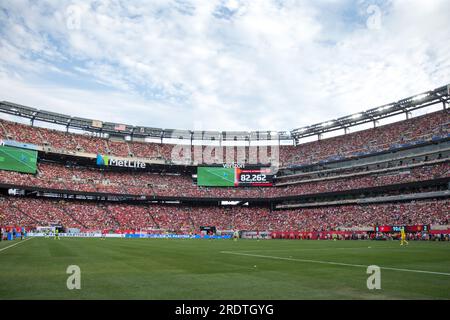 East Rutherford, Stati Uniti. 22 luglio 2023. Lo stadio MetLife mostra il record di presenze per una partita di calcio del 82.262 durante una pausa d'acqua durante la partita amichevole estiva tra l'Arsenal e il Manchester United al MetLife Stadium il 22 luglio 2023 a East Rutherford, New Jersey. Credito: Brazil Photo Press/Alamy Live News Foto Stock