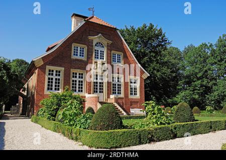 Haus Rueschhaus, costruita nel 1749 da Johann Conrad Schlaun, sede del Museo Annette von Droste-Huelshoff, Muenster-Nienberge, Muensterland, Nord Foto Stock