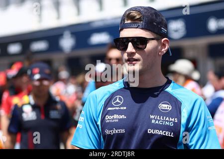 Mogyorod, Ungheria. 23 luglio 2023. Logan Sargeant della Williams Racing durante la sfilata dei piloti prima del Gran Premio di F1 d'Ungheria. Crediti: Marco Canoniero/Alamy Live News Foto Stock