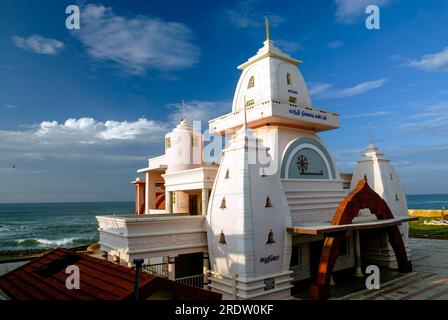 Il Mahatma Gandhi Memorial a Kanyakumari è stato progettato in modo che ogni anno il 2 ottobre, a mezzogiorno, i raggi del sole cadano nel punto esatto in cui Foto Stock