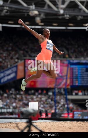 Londra, Regno Unito. 23 luglio 2023. Quanesha Burks degli Stati Uniti gareggia nel salto in lungo femminile al Wanda Diamond League London Event, London Stadium il 23 luglio 2023. Foto di Gary Mitchell/Alamy Live News Foto Stock