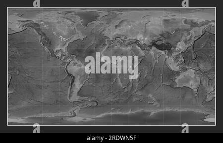 Mappa mondiale di elevazione in scala di grigi nella proiezione cilindrica Patterson centrata sul meridiano primario Foto Stock