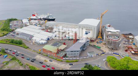 Port Glasgow, Regno Unito, 24 giugno 2023, Ferguson Marine, società di costruzione navale durante la costruzione di navi Foto Stock