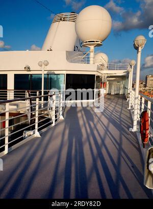 Il porto di Alessandria si trova sulla costa settentrionale del Mediterraneo dell'Egitto, a ovest del delta del Nilo. È una delle porte più antiche della W. Foto Stock