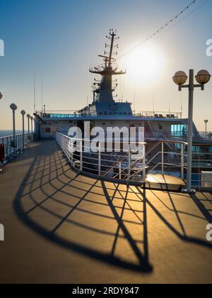 I ponti di osservazione sono la mia arma segreta e il luogo di tiro preferito a bordo delle navi da crociera; offrono anche una splendida vista sul mare, sul Foto Stock