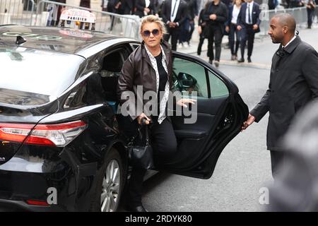 Parigi, Francia. 24 luglio 2023. Sheila durante il funerale alla chiesa di Saint Roch a Parigi, in Francia, il 24 luglio 2023, della cantante e attore di origine britannica Jane Birkin, morta il 16 luglio 2023 a Parigi all'età di 76 anni. Foto di Nasser Berzane/ABACAPRESS.COM credito: Abaca Press/Alamy Live News Foto Stock